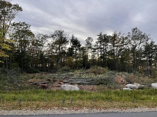 4 Hobart Ln, Hollis, NH, 03049-6020 | Card Image
