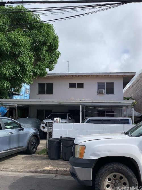 1922 Kahai Street, Honolulu, HI, 96819 | Card Image