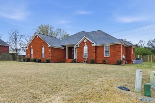 162 Whippoorwill Dr, Huntsville, AL, 35811-8884 | Card Image