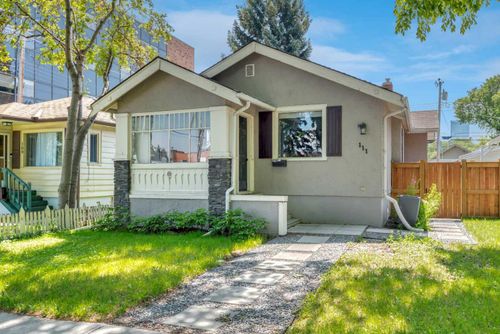 111 11 Avenue Nw, Calgary, AB, T2M0B7 | Card Image