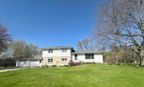 1906 S Cedar Ave, Marshfield, WI, 54449-4940 | Card Image