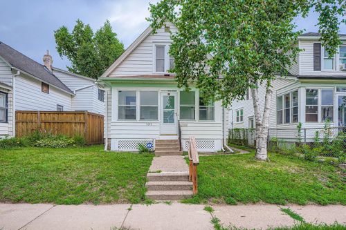 595 Hawthorne Ave E, Saint Paul, MN, 55130-3530 | Card Image