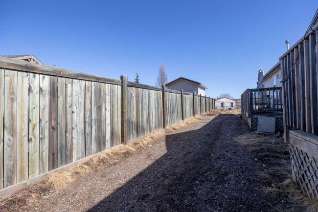 121 Fir Street, Home with 3 bedrooms, 2 bathrooms and 4 parking in Fort Mcmurray AB | Image 3