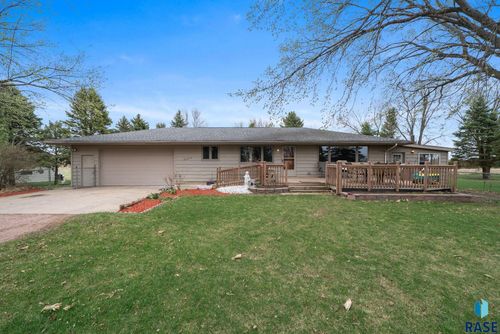 26470 484th Ave Avenue, Valley Springs, SD, 57068 | Card Image