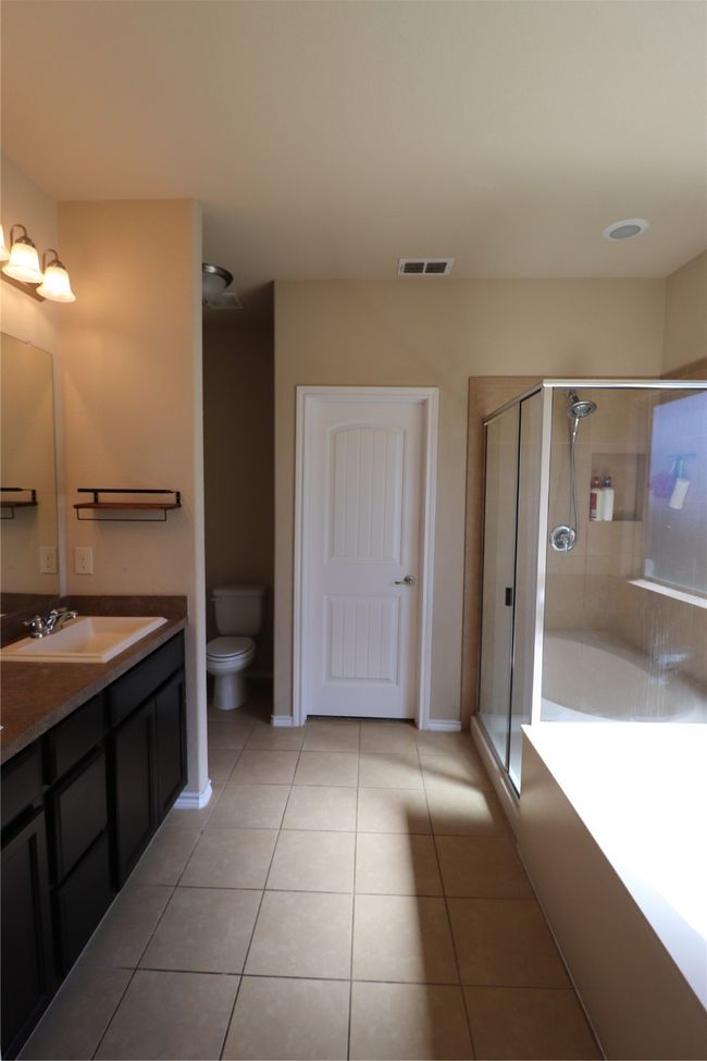 14205 Bay Mare Way, House other with 3 bedrooms, 2 bathrooms and null parking in Haslet TX | Image 6