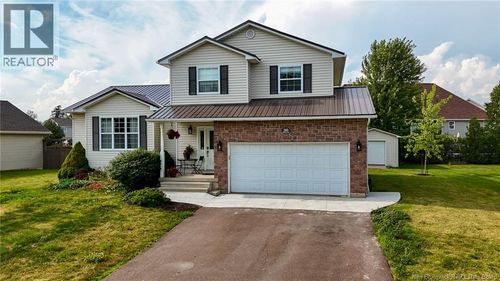 30 St. Martins Rd, Riverview, NB, E1B5N8 | Card Image