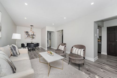 34 Windermere Crt, Brampton, ON, L6X2L6 | Card Image