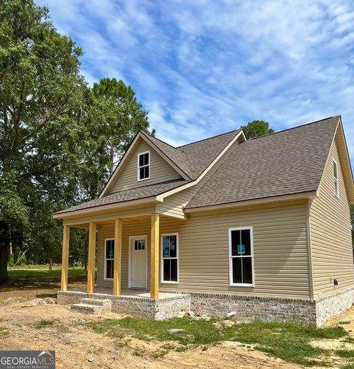 124 Woods Ave, Portal, GA, 30450-5251 | Card Image