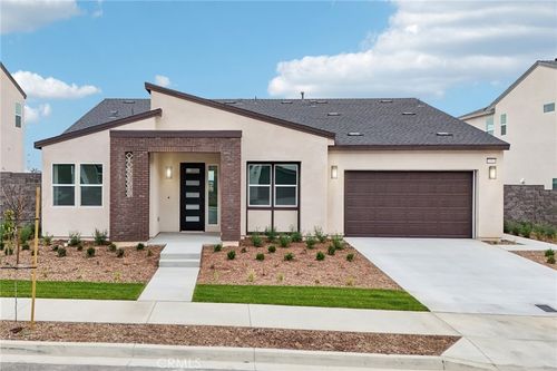 15919 Conservatory Dr, Fontana, CA, 92336-5592 | Card Image