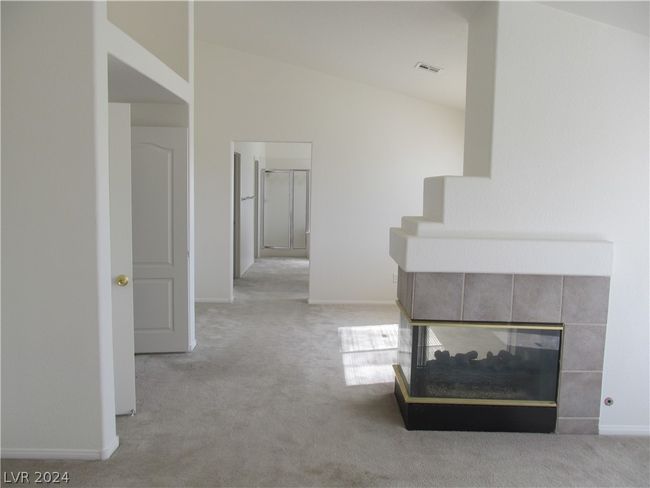9795 La Cienega St, House other with 5 bedrooms, 3 bathrooms and null parking in Las Vegas NV | Image 36