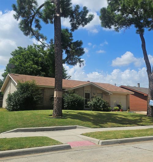 1032 Springwood Drive, Lewisville, TX, 75067 | Card Image