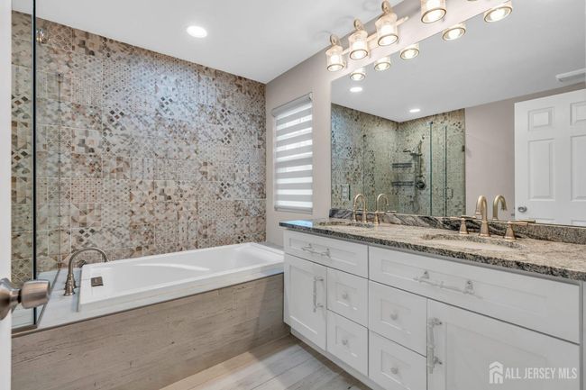 103 Rumford Way, Townhouse with 2 bedrooms, 3 bathrooms and null parking in Manalapan NJ | Image 25