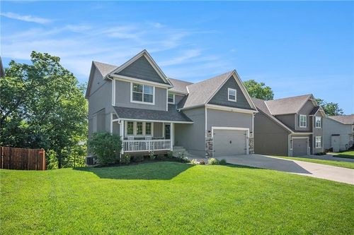 5021 Nw Timberline Dr, Riverside, MO, 64150-3574 | Card Image