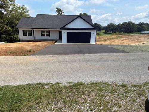 4545 Window Cliff Rd, Baxter, TN, 38544-4901 | Card Image