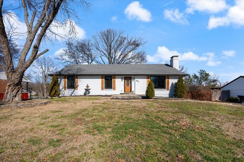 801 Countrywood Dr, Franklin, TN, 37064-5508 | Card Image
