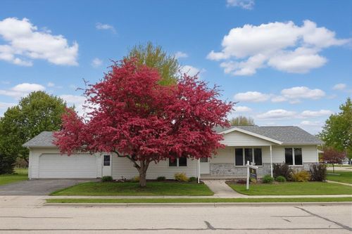 109 Filby Street, Oakfield, WI, 53065 | Card Image