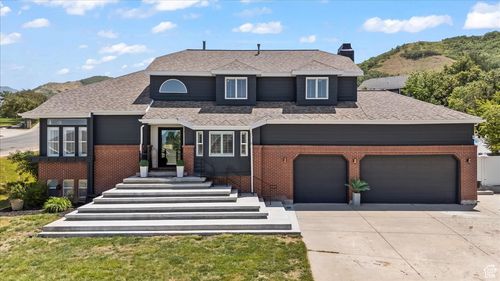 4104 Bridlewood Dr, Bountiful, UT, 84010-8055 | Card Image