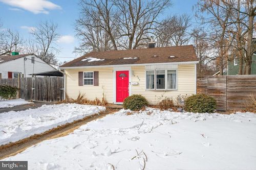 646 Barclay Ave, MORRISVILLE, PA, 19067-2240 | Card Image