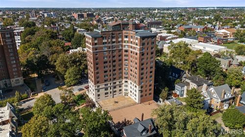 3e-410 N Newstead Ave, Saint Louis, MO, 63108-2643 | Card Image