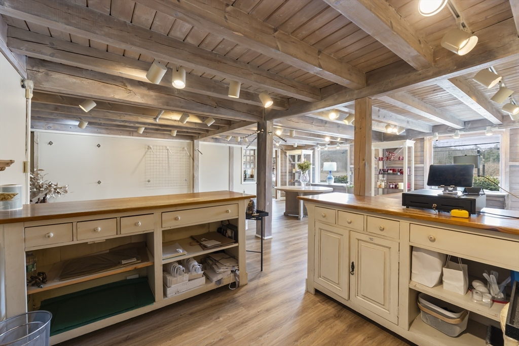 Commercial Lease in Wells 5