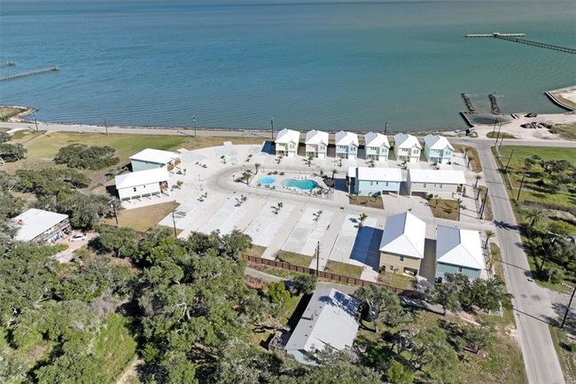 131 Seven Palms Drive, House other with 5 bedrooms, 4 bathrooms and 5 parking in Fulton TX | Image 36