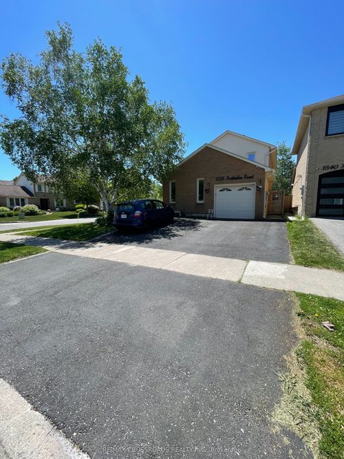 1538 Amberlea Rd, Pickering, ON, L1V4V4 | Card Image