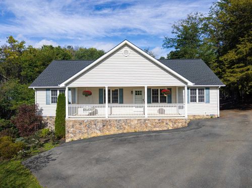 610 Cedar Ct, WOODSTOCK, VA, 22664-1263 | Card Image