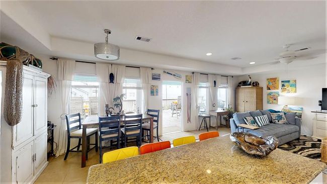 High recessed ceilings and check out those windows... | Image 14