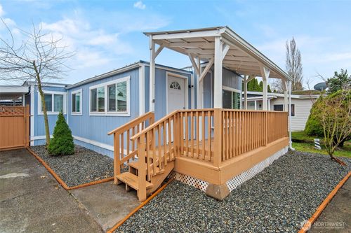4-2392 Douglas Road, Ferndale, WA, 98248 | Card Image