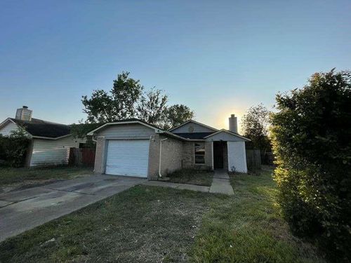 11610 Roandale Dr, Houston, TX, 77048-2567 | Card Image