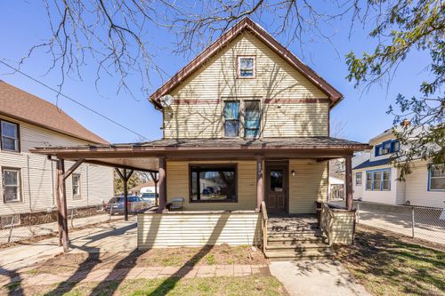 820 Spring St, Aurora, IL, 60505-3742 | Card Image