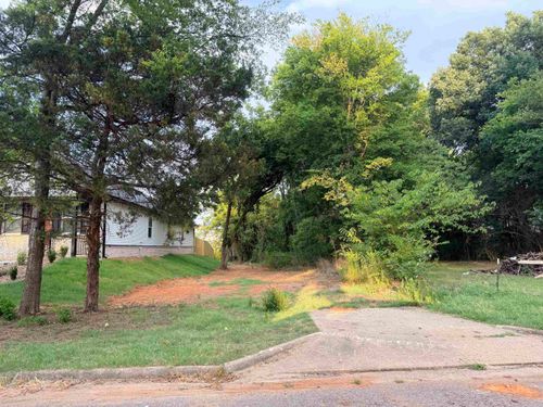 2803 Rock St, Little Rock, AR, 72206-3250 | Card Image