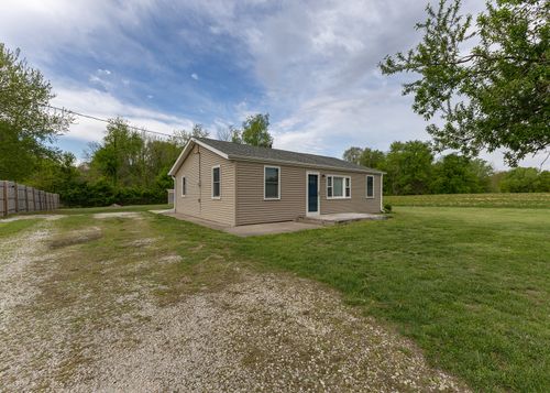 803 12th St, Port Byron, IL, 61275-9442 | Card Image