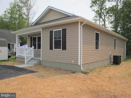 141 9th St, Colonial Beach, VA, 22443-1615 | Card Image