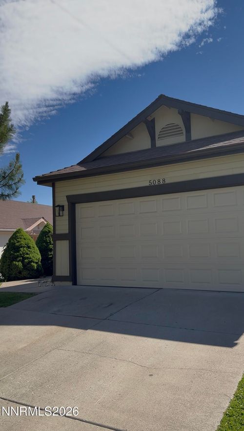 5088 Cassandra Way, Reno, NV, 89523-1864 | Card Image