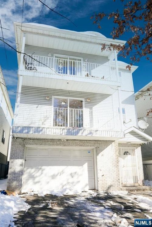 343 Sussex Ave, Newark, NJ, 07107-2955 | Card Image