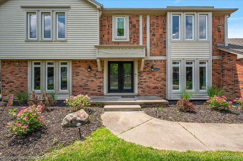 12231 Hillside Dr, Plymouth, MI, 48170-3053 | Card Image