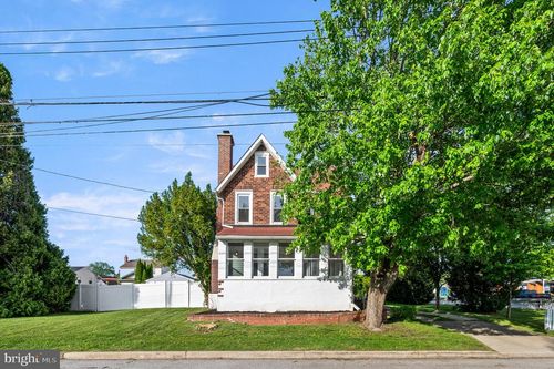 308-306 Ridley Ave, FOLSOM, PA, 19033-1709 | Card Image