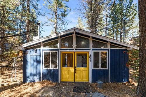 1141 W Alta Vista Ave, Big Bear City, CA, 92314 | Card Image