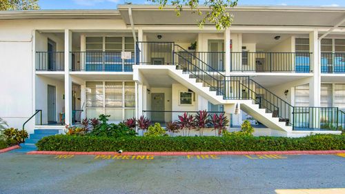 apt-a2-2950 W Bay Dr, BELLEAIR BLUFFS, FL, 33770-2638 | Card Image