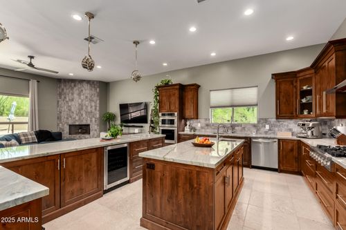 36832 N Wildflower Rd, Carefree, AZ, 85377-4148 | Card Image