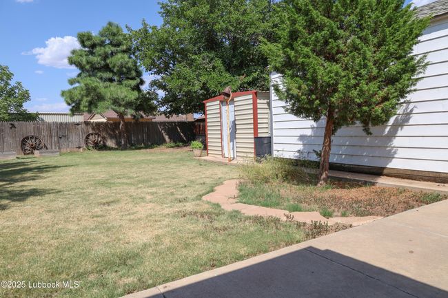 2512 Holliday St, House other with 3 bedrooms, 2 bathrooms and null parking in Plainview TX | Image 34