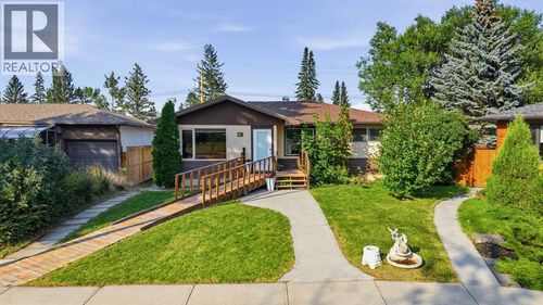 20 Rossburn Cres Sw, Calgary, AB, T3C2N5 | Card Image