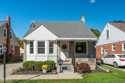 20845 Sunnydale St, Saint Clair Shores, MI, 48081-1817 | Card Image