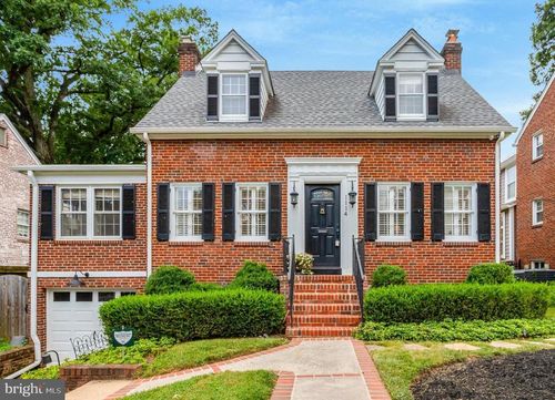 1114 N Harrison St, ARLINGTON, VA, 22205-2433 | Card Image