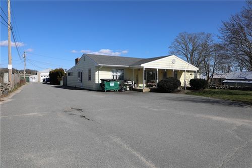 3624 Main Rd, Tiverton, RI, 02878-4834 | Card Image