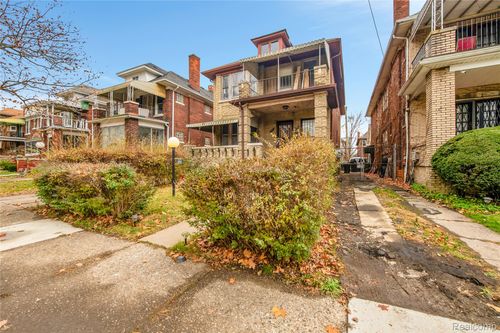 3757 Blaine St, Detroit, MI, 48206-2139 | Card Image