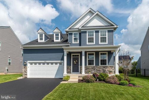 2038 Morgan Creek Dr, QUAKERTOWN, PA, 18951-2777 | Card Image