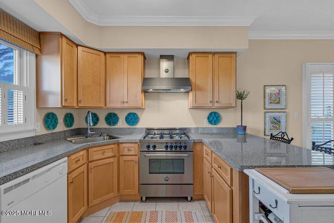 100A - 96 Beach Dr, Condo with 4 bedrooms, 4 bathrooms and 2 parking in Seaside Park NJ | Image 9