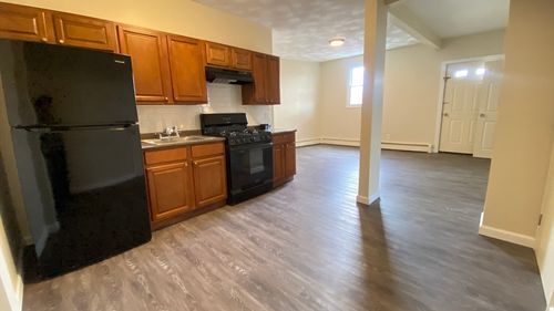 u2r-848 Western Ave, Lynn, MA, 01904 | Card Image